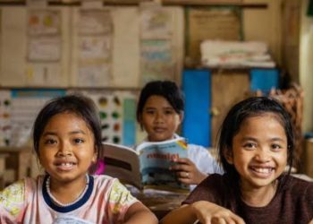 बदहाल शिक्षा : पांचवी पास करने के बाद पढ़ाई छोड़कर घर बैठे बच्चे, गांव में नहीं है जूनियर हाई स्कूल