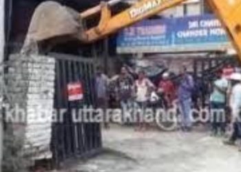 बड़ी खबर: सड़कों और फुटपाथों के अतिक्रमण पर चला सरकार का बुलडोजर