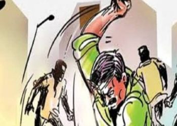 बड़ी खबर: दबंगों ने कुत्ता घुमाने से मना करने पर युवक को पीटा