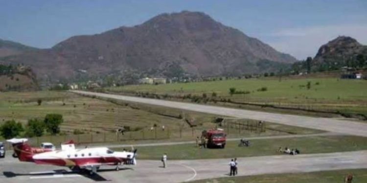 ब्रेकिंग न्यूज: सीमांत लोगों का इंतजार खत्म फिर शुरू होगी नैनी सैनी हवाई पट्टी से हवाई सेवा