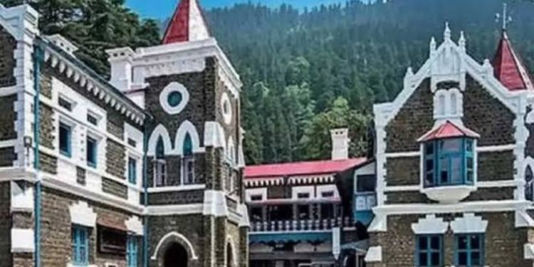 हाई कोर्ट न्यूज़: नौकरियों में धांधलियों को लेकर हाईकोर्ट सख्त, राज्य सरकार से चार सप्ताह में किया जवाब तलब