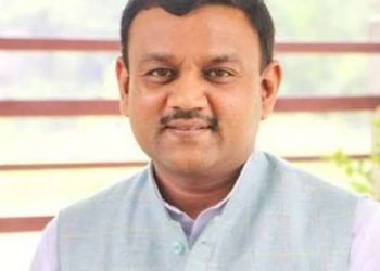 ब्रेकिंग न्यूज: अफसरों की चाल  में घिरे रुड़की मेयर  इस्तीफा देने को हुए मजबूर