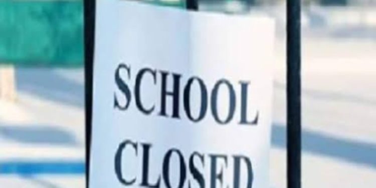 ब्रेकिंग न्यूज़ :- कल देहरादून के कक्षा 1 से 12 तक के सभी स्कूल बंद रहेंगे