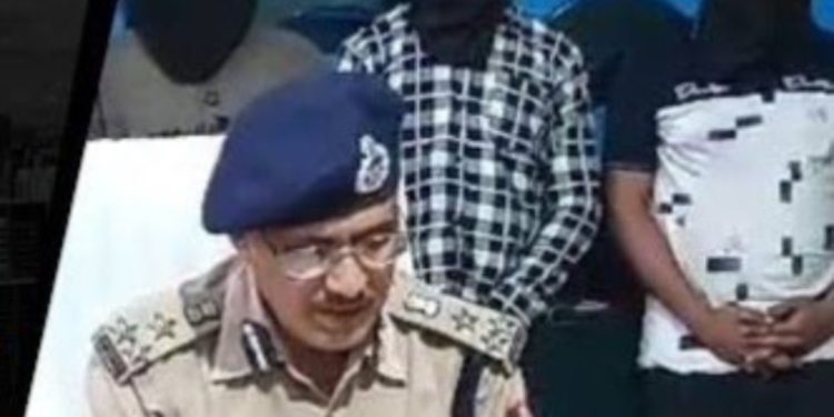 कामयाबी : पुलिस में 20 तोला सोने की चोरी का किया पर्दाफाश, जानिए कहां और कैसे……