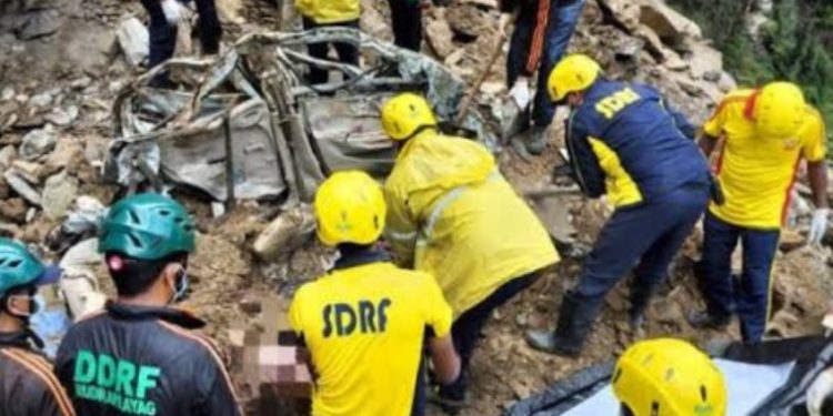 हादसा :  केदारनाथ मार्ग पर हुआ बड़ा हादसा ,5 लोगों की मौत