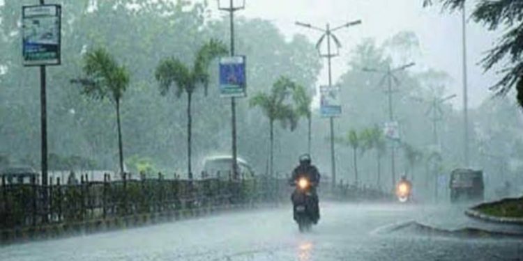 मौसम अपडेट : मौसम विभाग की आज भारी बारिश की चेतावनी जानिए पूरी खबर……..
