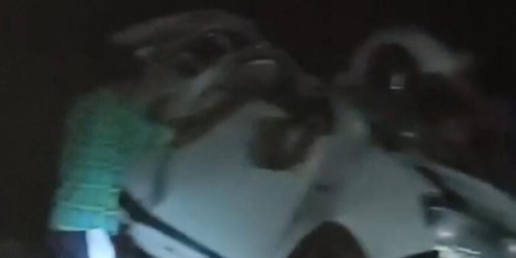 दुखद खबरः भीषण हादसे में कार हुई दुर्घटनाग्रस्त कार में 4 से 5 लोग बताए जा रहे सवार,एक शव बरामद