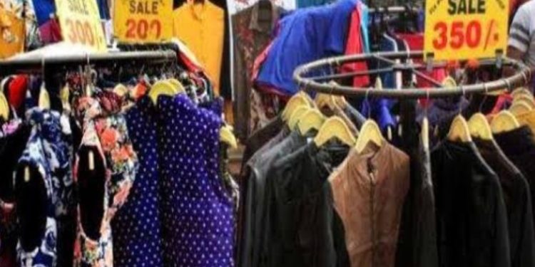 मौसम अपडेट: पहाड़ों में मौसम ने बदला अपना तेवर, बारिश और ओले गिरने से बढ़ेगी ठंड