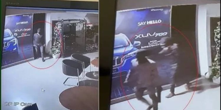 वारदात : दो कुंतल की तिजोरी महिंद्रा शोरूम से उठाकर चोर फरार