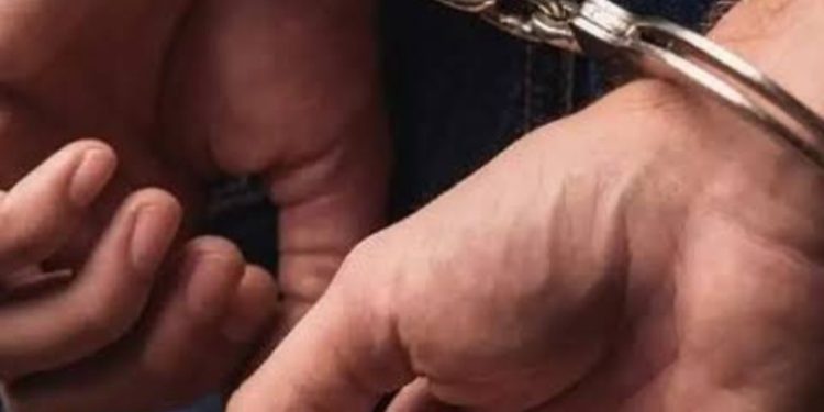 नापाक हरकत : बच्चियों को ₹10 देकर प्रिंसिपल करता था अश्लील हरकत अब पहुंचा….