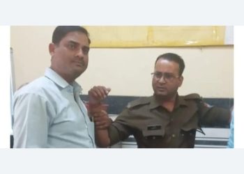 घूसखोरी : विजिलेंस ने रिश्वत लेते हुए सिपाही को रंगे हाथ दबोचा