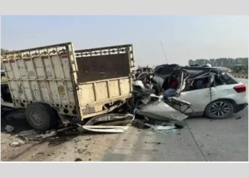 हादसा: कार व पिकअप  की भयंकर भिड़ंत से कार सवार 3 की मौत, जानिए कहां….