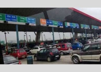 दुस्साहस : कार चालक ने लच्छिवाला टोल प्लाजा पर टोलकर्मी पर चढ़ाई कार, हालत गंभीर