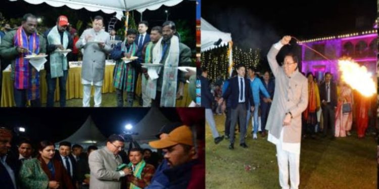 खुशियां : मुख्यमंत्री के साथ श्रमिकों और उनके परिजनों ने मनाई दिवाली