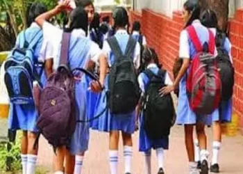 बिग ब्रेकिंग : अत्यधिक ठंड को देखते हुए शुक्रवार को इस जनपद के सभी जूनियर हाई स्कूलों में अवकाश, साथ ही जिला अधिकारी ने किया यह अनुरोध