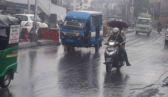 राहत : दून में झमाझम बारिश, पारा 43 डिग्री से 28 पर लुढ़का