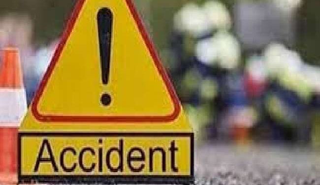 दुखद : सब इंस्पेक्टर भर्ती की तैयारी के लिए दौड़ लगाती दो युवतियों को वाहन ने मारी टक्कर, पूर्व ग्राम प्रधान की पुत्री की मौत व्यापार मंडल अध्यक्ष की पुत्री गंभीर घायल