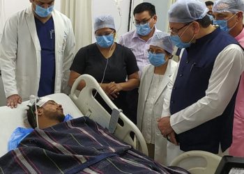हेल्थ बुलेटिन : रुद्रप्रयाग सड़क दुर्घटना में घायलों को एयरलिफ्ट कर पहुंचाया एम्स, सीएम पहुंचे एम्स