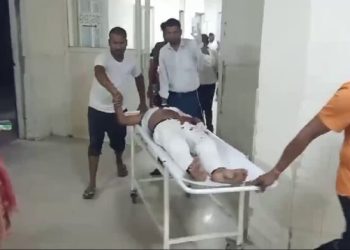 ऋषिकेश : दो पक्षों में मारपीट के दौरान नाबालिक ने दो पर चाकू घोंपा, हालत गभीर