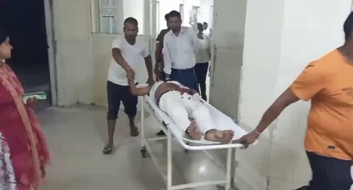 ऋषिकेश : दो पक्षों में मारपीट के दौरान नाबालिक ने दो पर चाकू घोंपा, हालत गभीर