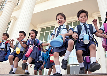 ब्रेकिंग : बारिश के अलर्ट के चलते कल इन जिलों में स्कूल की छुट्टी