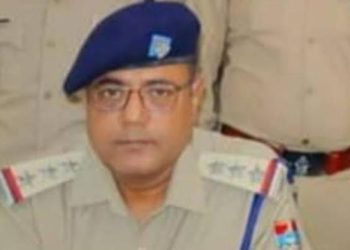 अश्लील ऑडियो प्रकरण: अपने ही थाने मे थाना इंचार्ज के खिलाफ मुकदमा, गिरफ्तारी के लिए कांग्रेस का प्रदर्शन