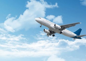 अजब-गजब : हवाई जहाज का टिकट बुक कर एयरलाइंस ने बस से युवती को भेजा देहरादून