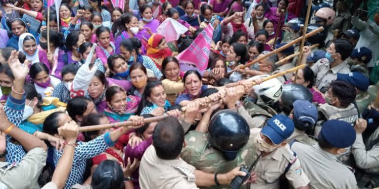 गुड न्यूज : अब रिटायरमेंट पर आंगनबाड़ी कार्यकर्ताओं को मिलेंगे एक लाख, मुफ्त मिलेगा इलाज