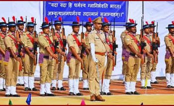 रोजगार : पुलिस कांस्टेबल के 2000 पदों पर आज से भर्ती अधिसूचना जारी, यहां करें आवेदन