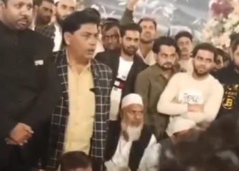 वायरल वीडियो : आलीशान निकाह, दूल्हे पर बरसे करोड़ों रुपए