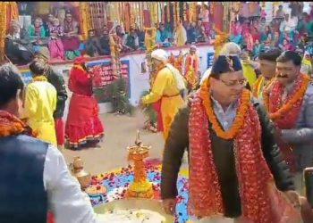 वीडियो : पांडव नृत्य में थिरके सीएम धामी, आज करेंगे शीतकालीन यात्रा उद्घाटन