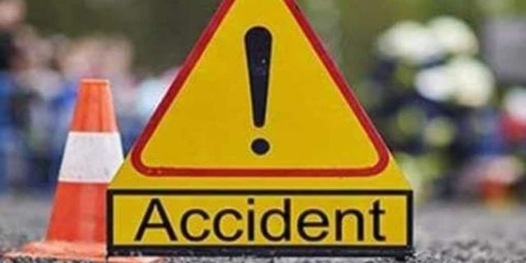 रफ्तार का कहर : सड़क हादसे में पति-पत्नी की मौत