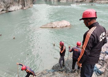रूद्रप्रयाग : दो आत्महत्या के मामलों से शोक में जनपद, एक ने लगाई नदी में छलांग दूसरे का लटका मिला शव