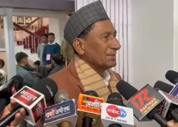 गजब : उत्तराखंड के पूर्व विधायक 60 हजार पेंशन और बीड़ी मांग कर पीते हैं