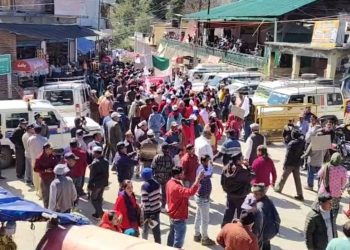 प्रेमचंद अग्रवाल प्रकरण : पहाड़ी समाज का महाघेराव, प्रीतम भारतवाण और नरेंद्र सिंह नेगी का आव्हान