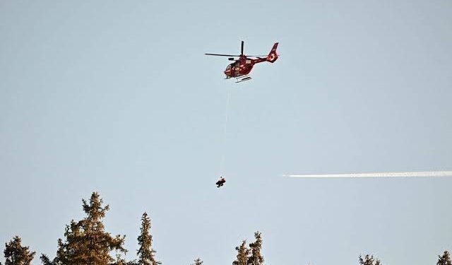 ब्रेकिंग : यात्रियों को लेकर आ रहा हेलिकॉप्टर दुर्घटनाग्रस्त, चार की मौत