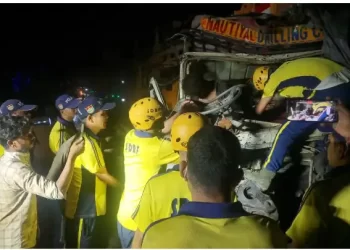 ऋषिकेश : भीषण सड़क हादसा, ट्रक और ट्राले की टक्कर में लगी आग, दो कि जलकर दर्दनाक मौत