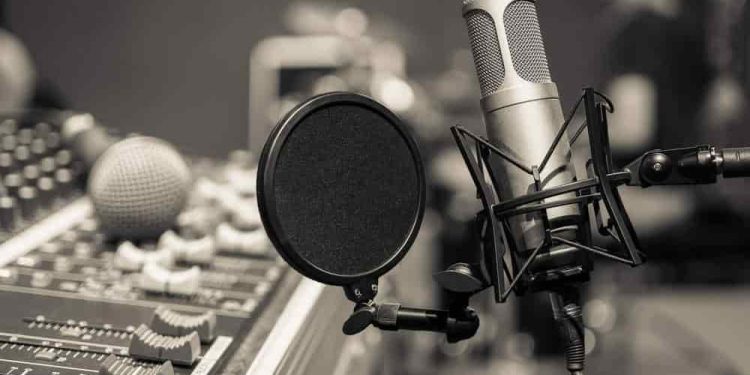 बड़ी खबर : मशहूर कुमाऊनी लोक गायिका के पति पर दुष्कर्म का गंभीर आरोप