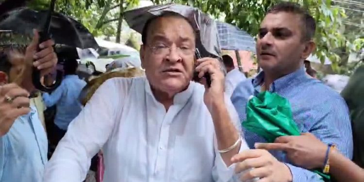 नैनीताल जिला पंचायत चुनाव : कांग्रेस प्रतिपक्ष नेता यशपाल आर्य सहित कई विधायकों पर मुकदमा दर्ज