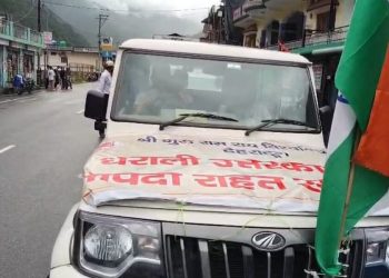 सराहनीय : धराली आपदा पीड़ितों के लिए एसजीआरआर यूनिवर्सिटी ने भेजी चार गाड़ी राहत सामग्री