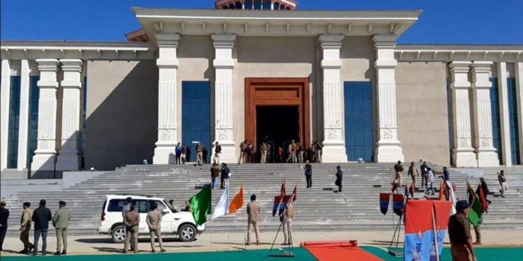 विधानसभा सत्र ब्रेकिंग : फिर ‘गैर’ हुआ गैरसैंण , सत्र अनिश्चितकालीन समय के लिए स्थगित