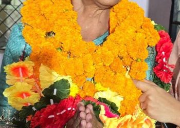 दुखद : नम आंखों से हुई सूर्य प्रयागघाट में जिला पंचायत सदस्य की अंत्येष्टि, निर्दलीय निर्वाचित प्रत्याशी के प्रति रो पड़े कांग्रेस नेता भी