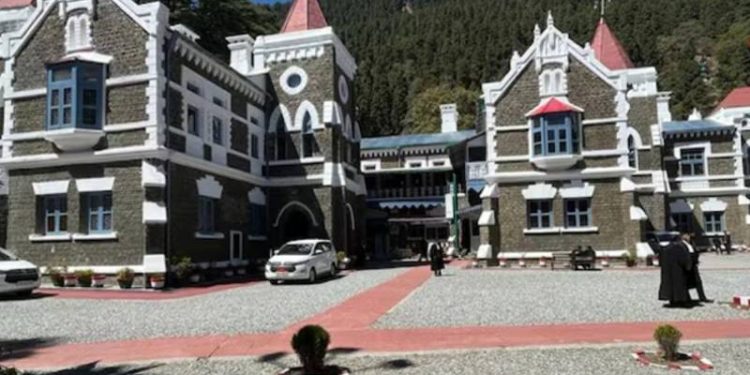 बड़ी खबर : आईएफएस पंकज कुमार के स्थानांतरण पर हाईकोर्ट की रोक