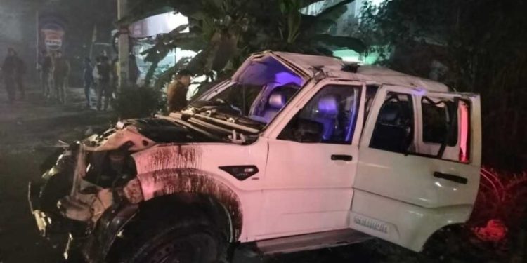 दुखद : बारातियों से भरी स्कॉर्पियो खाई में गिरी, तीन की दर्दनाक मौत