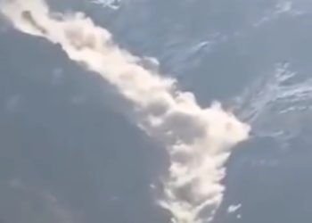 देखें वीडियो : बद्रीनाथ धाम में टूटा कंचन गंगा ग्लेशियर