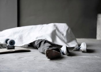 बड़ी खबर : यहां एटीएम बूथ के अंदर मिला सड़ा गला शव