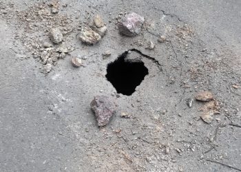 रुद्रप्रयाग : गड्ढा मुक्त सीएम के दावे खोलती पोल रिपोर्ट, बल 98% सड़क हो चुकी गड्ढा मुक्त