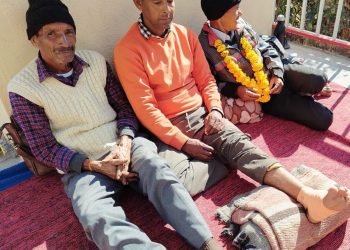 बड़ी खबर : सड़क निर्माण की मांग कर रहे आंदोलनकारियों पर जंगली सूअर के झुंड का हमला