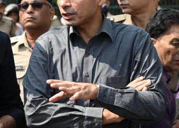 गुड न्यूज : अब देहरादून की सड़कों में निशुल्क दौड़ेगी ‘सखी कैब’, डीएम द्वारा सेवा की गई शुरू