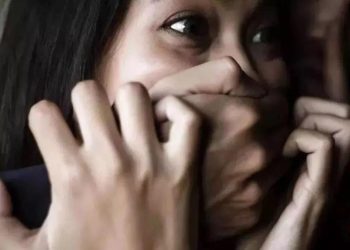 शर्मनाक : 6 माह की गर्भवती दलित महिला को घसीट कर शौचालय में किया दुष्कर्म